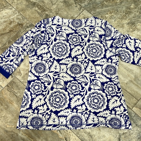 T by Talbots. UPF 50 Short Sleeve Women’s Top - Picture 9 of 9